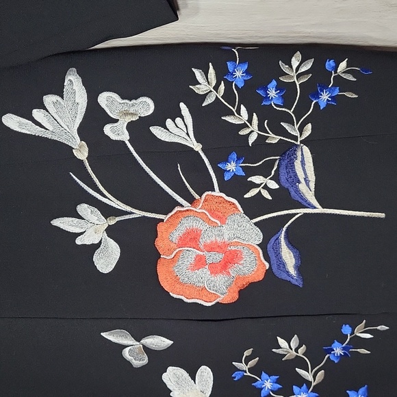 Tahari Arthur S Levine Womens 10P Long Blazer Open Front Embroidered Floral - Picture 5 of 8